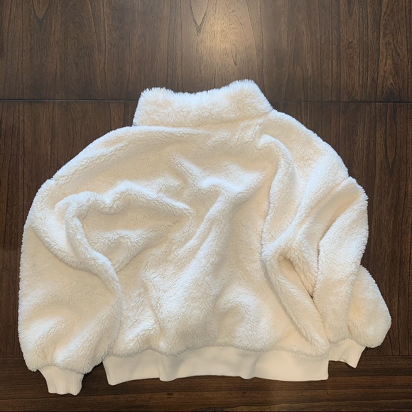 Gap XL Women’s Sherpa Mockneck Pullover Sweater - Picture 4 of 5